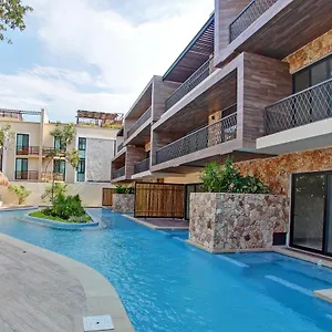 Exclusive Paramar Ve Penthouse In By Lockey For Walking To Commercial Zone In Aldea Zama Tulum